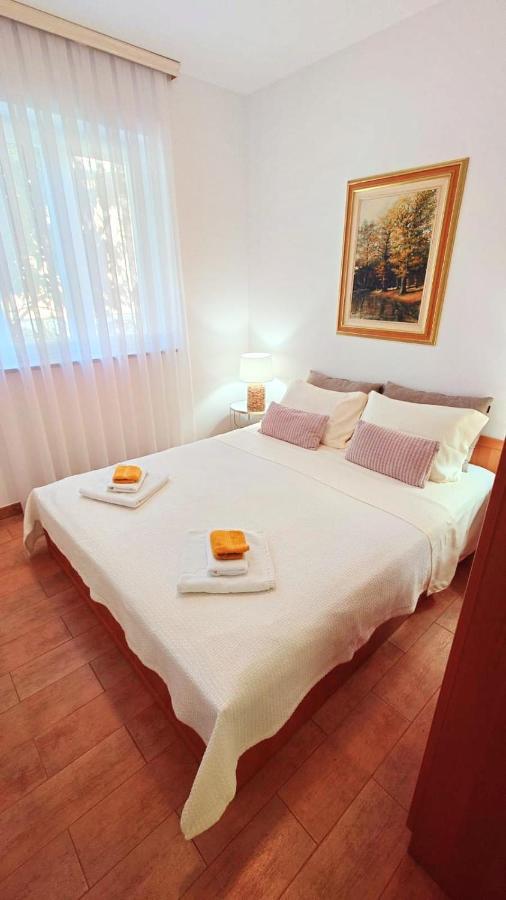Apartments Lola Rovinj Eksteriør bilde